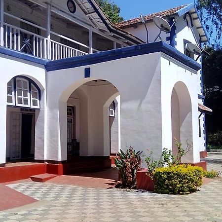 Ywca Wyoming Hotel Coonoor Bagian luar foto