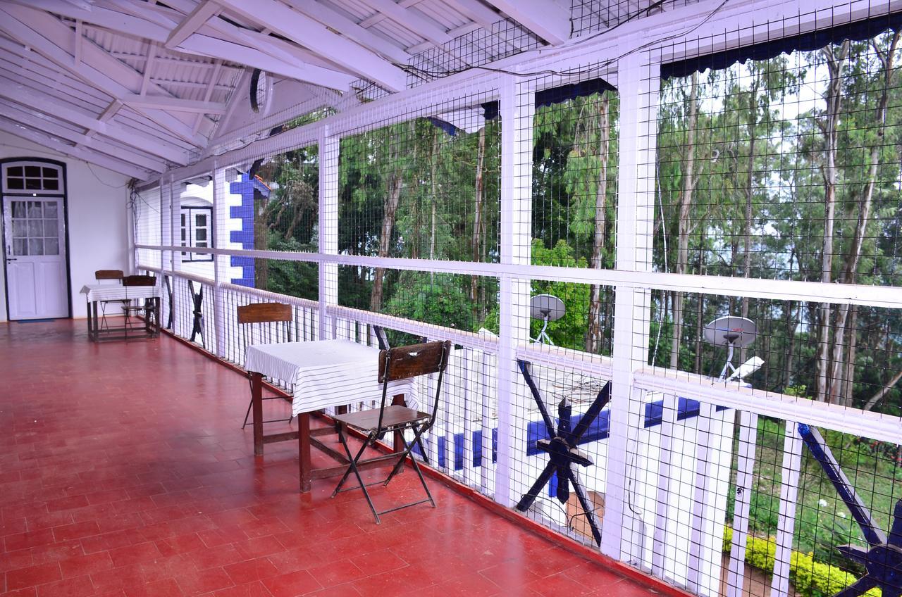 Ywca Wyoming Hotel Coonoor Bagian luar foto