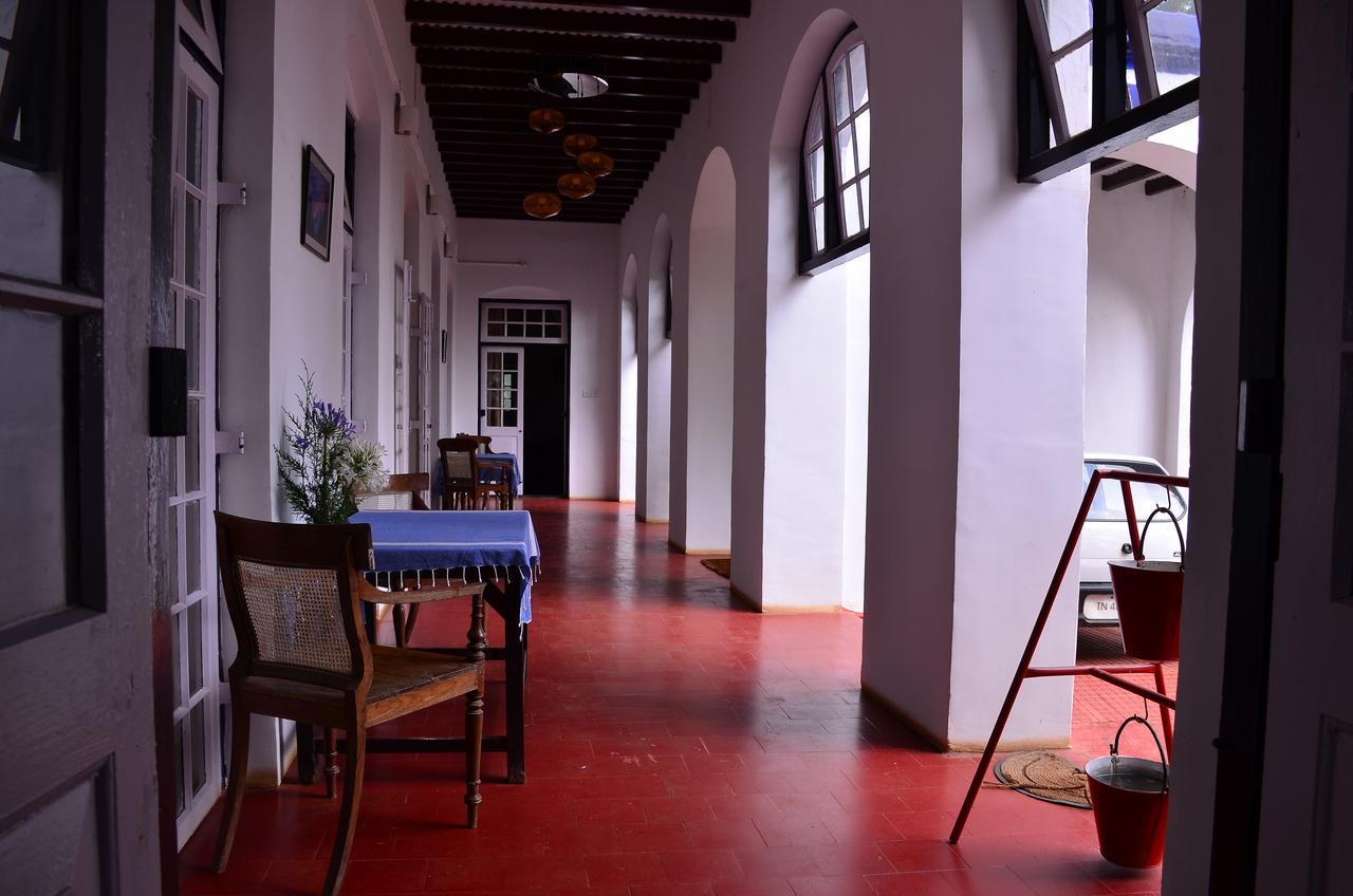 Ywca Wyoming Hotel Coonoor Bagian luar foto