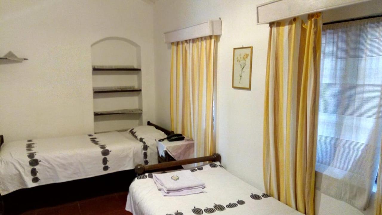Ywca Wyoming Hotel Coonoor Bagian luar foto