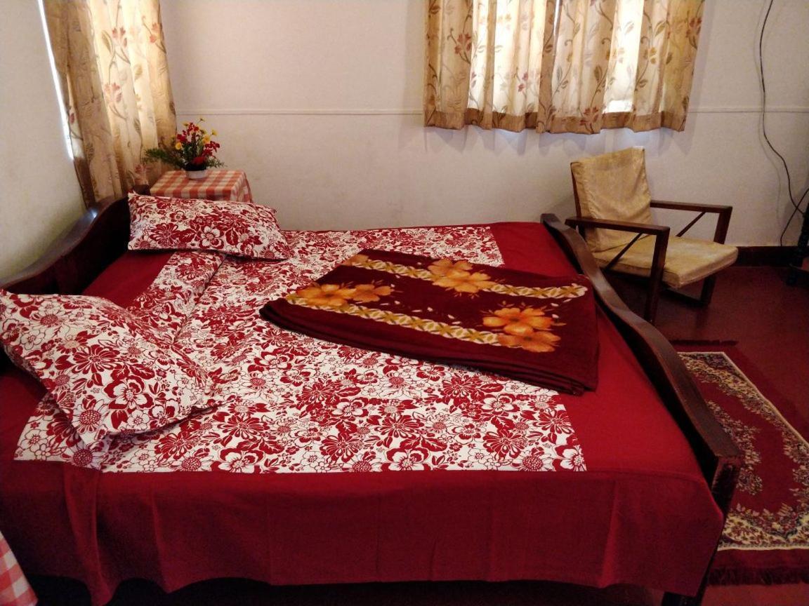 Ywca Wyoming Hotel Coonoor Bagian luar foto